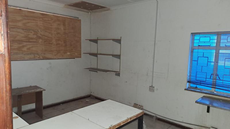 To Let commercial Property for Rent in Sydenham Eastern Cape